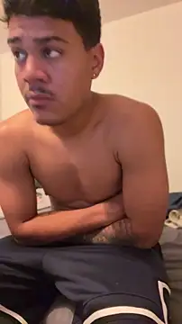 Ugh_Manux Chat XXX live