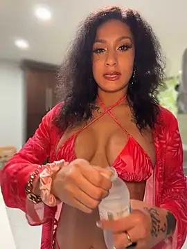 Chat +18 de FerrariFrench ao vivo