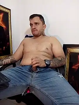 Tonny_paganni's Webcam Show