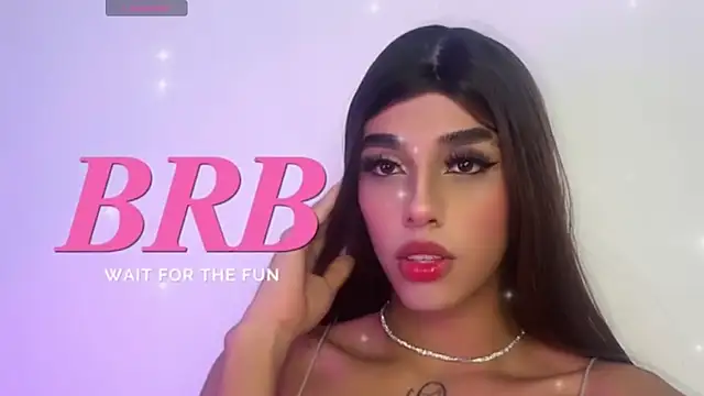 Chat +18 de Ari_Miaxx ao vivo