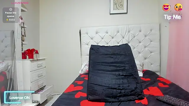 MelaniSaez Chat XXX in diretta