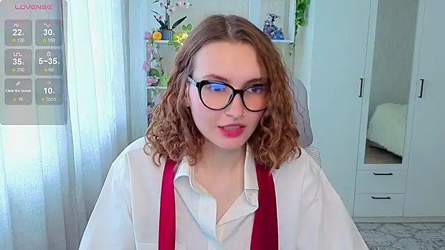 Živý XXX chat Emily_lune