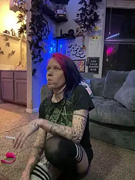 Toxii- Chat XXX in diretta