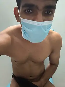 BadBoyTom78 网络视讯表演