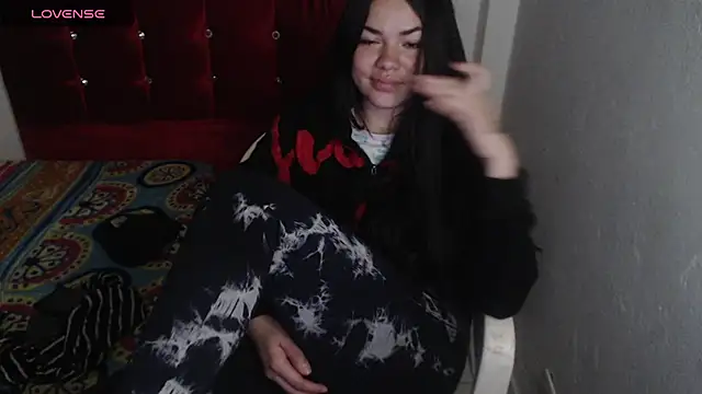 Loriiiany's Live XXX Chat