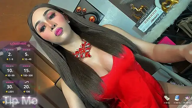 Tarah_Lewis Webcam-Show