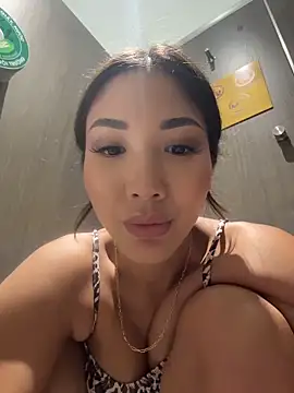 lean_lie8's Webcam Show