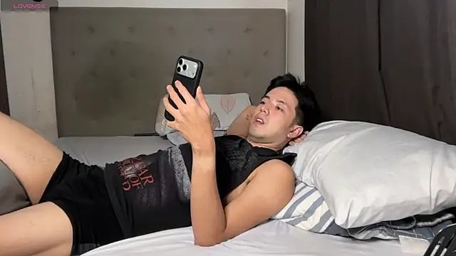 Addictiveboi 网络视讯表演