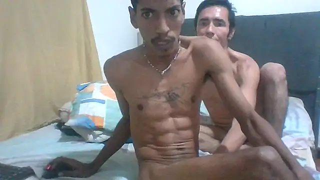 Show modela AlbertBigCock na web-kameri