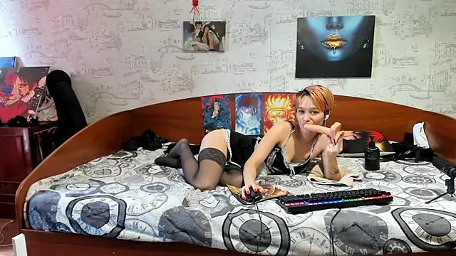 KagamiTayga élő XXX-chatje