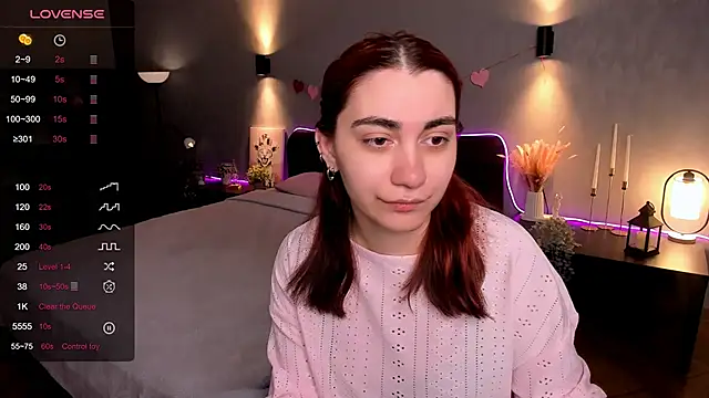 Chat XXX en directo de hannacheekss_