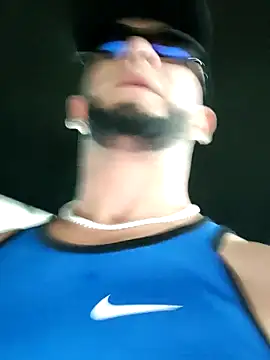 PIGHIGHDIRTY_p0のライブXXXチャット