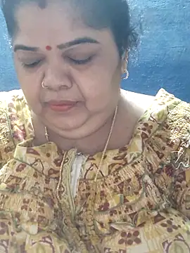tamilthanushri's Live XXX Chat