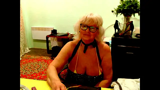 Natali7634n Webbikameraesitys