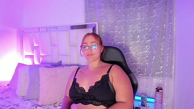 Chat +18 de LeahxBarker ao vivo