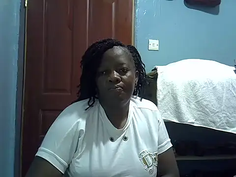 Chat +18 de Ebonyceline ao vivo