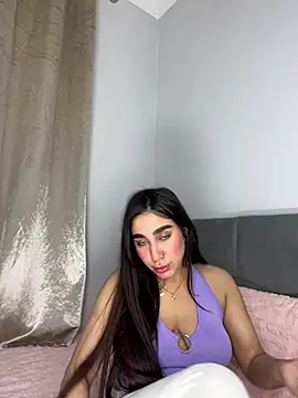 Daloaa_Mery Show in webcam
