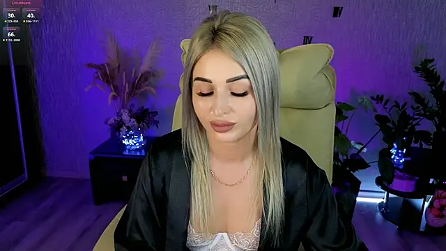 NikkiiStill Live XXX Chat