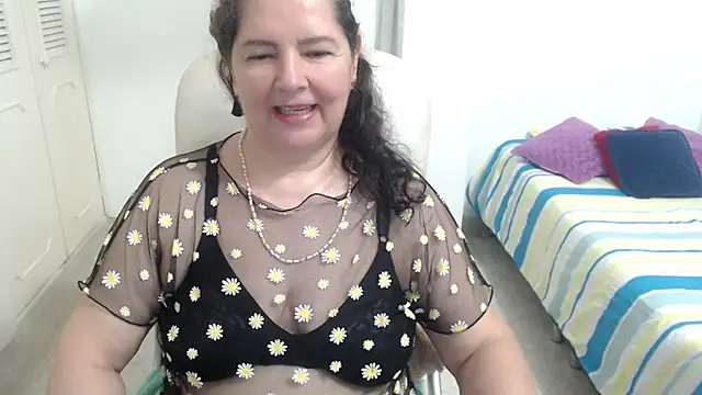 leonela_69's Live XXX Chat