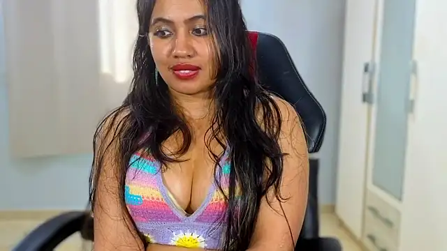 FannyXhot élő XXX-chatje