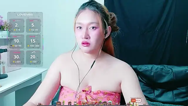 pent_ লাইভ XXX চ্যাট
