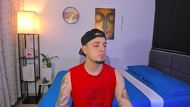 Онлайн чат XXX alejandro_calderon1