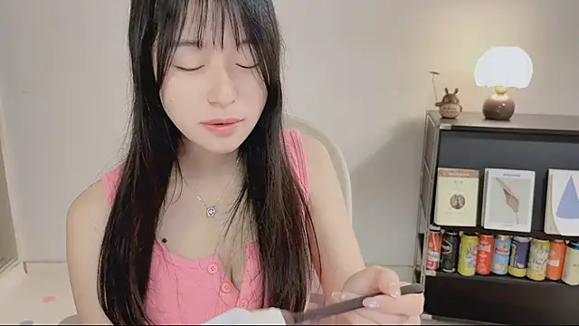 Onechestnut Live XXX-chat