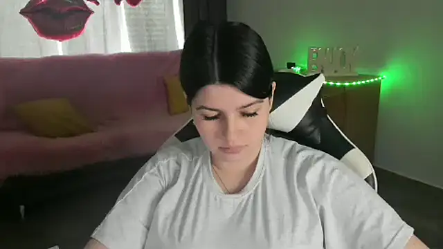 Chat +18 de KisaModel ao vivo