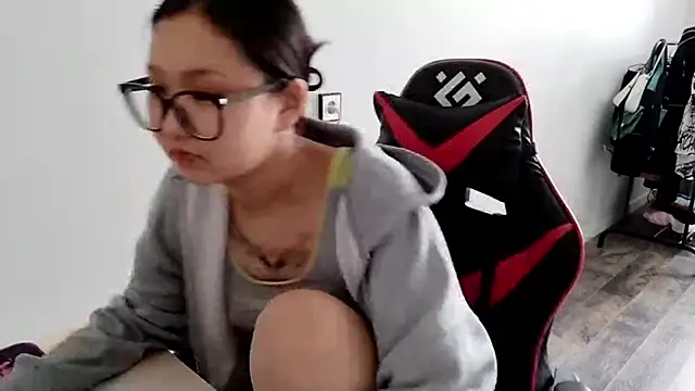 AdelineCanup Live XXX-chat