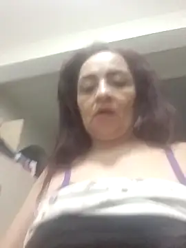 tany90 Chat XXX in diretta