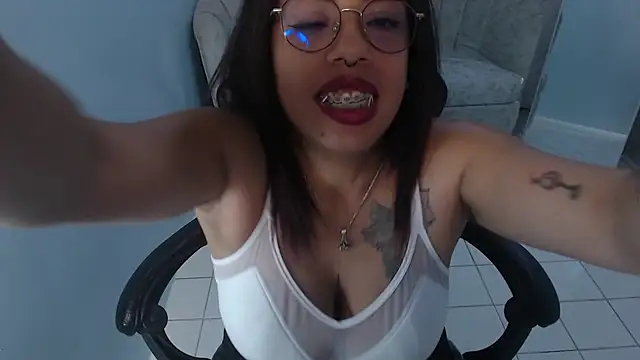 XXX chat uživo modela valerytp