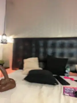 MiahWindsor's Webcam Show