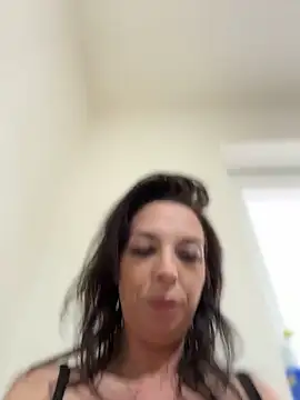 Almmaxxxx Chat XXX in diretta