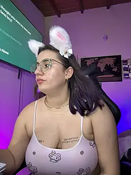 Czat XXX na żywo – Lana_Herondale