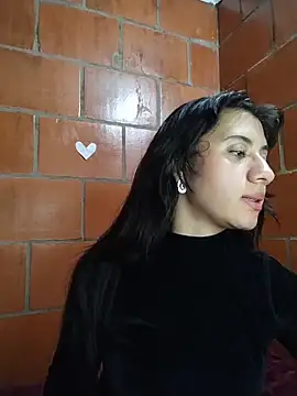 Chat +18 de Amanda_x1 ao vivo