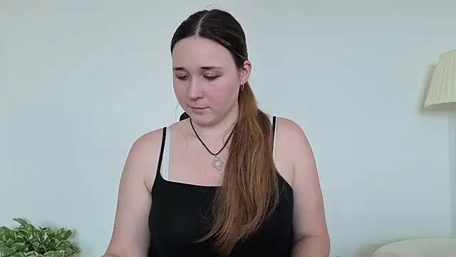 MaryHillx লাইভ XXX চ্যাট