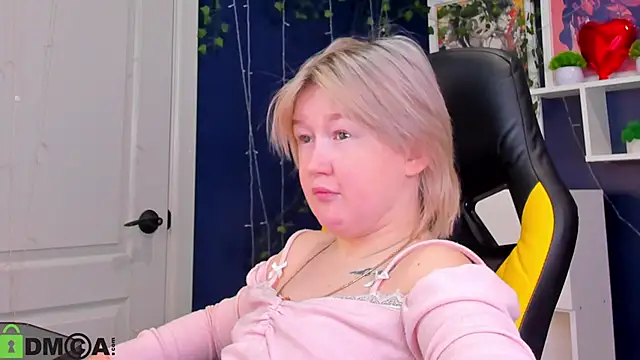 Chat +18 de Sara_Robinson ao vivo