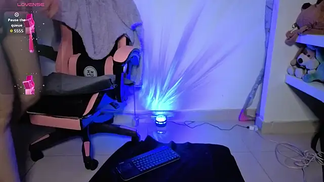 XXX chat uživo modela lindasyt
