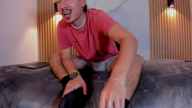 Iam_OttoAndrew's Live XXX Chat