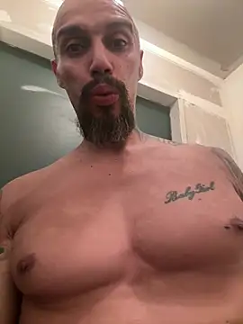 faces818's Webcam Show