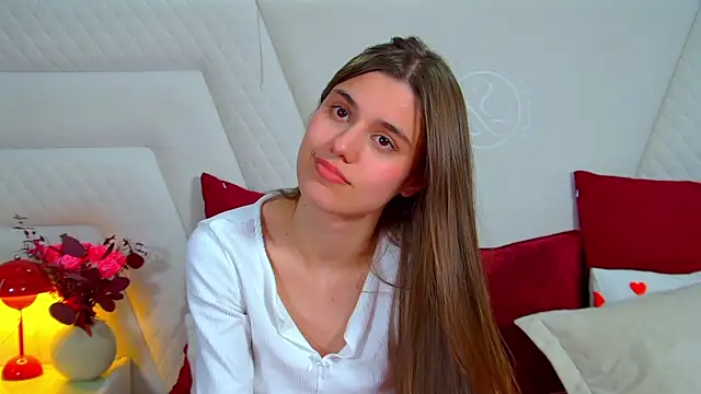 ArianaAllens Adlı Modelin Canlı XXX Sohbeti