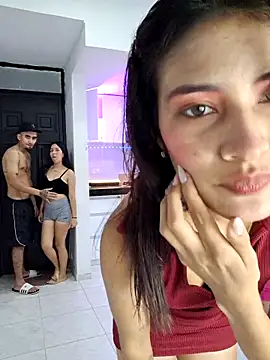 royalgirls_x élő XXX-chatje