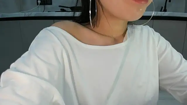 Mia_Meow_: απευθείας συνομιλία ΧΧΧ