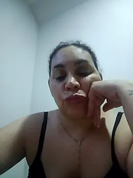 MirandaSoto 现场XXX聊天