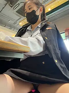 Tina_995 Show Webcam