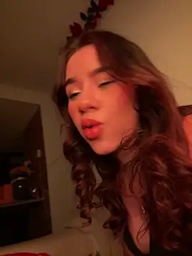 دردشة Im_Valen_Cute الجنسية المباشرة