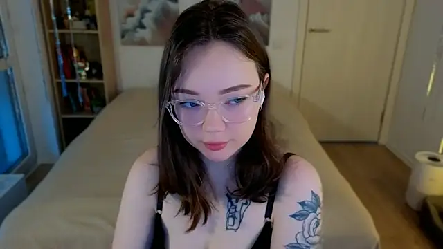 MilenaSaint's Live XXX Chat