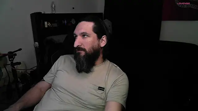 DevilPup75_ Show Webcam