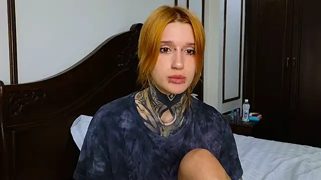 دردشة SophieInkk الجنسية المباشرة