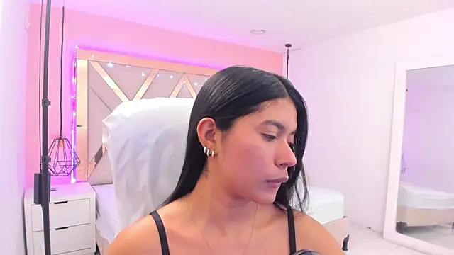 Chat XXX Live samantaa_shy